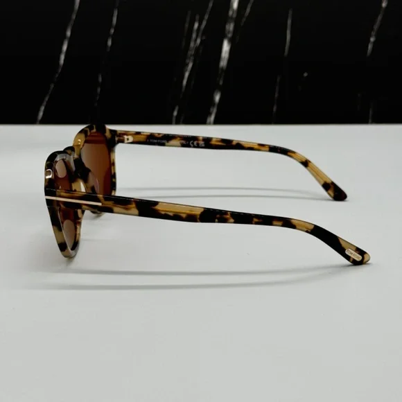 NEW TOM FORD TF931 56S WOMEN SUNGLASSES TOM FORD AVERY  display picture 1